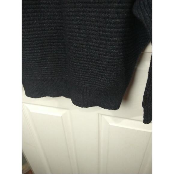 Poof Apparel Women M Sweater Grey Pullover Button Shoulder Long Sleeve casual - Picture 5 of 8